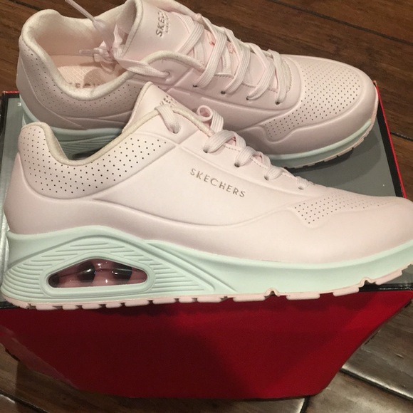 Like New Condition Skechers Sneakers - Picture 7 of 10